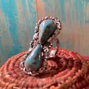 Turquoise double stone silver ring.